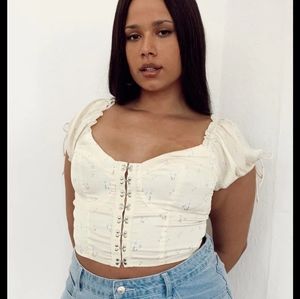 Princess Polly Allyson daisy print puff sleeve milkmaid top